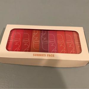 Sunnies Face Fluffmate collection